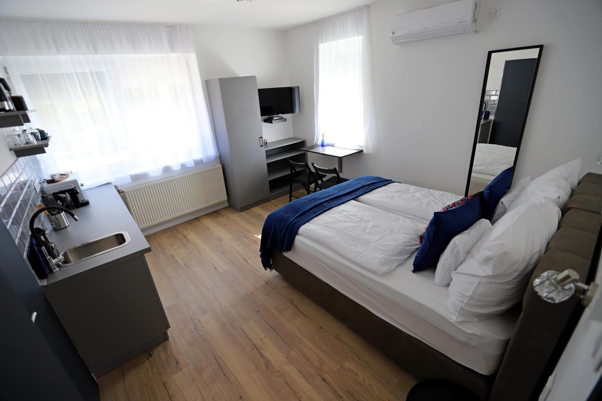 Natali Apartmanhaz Эгер Экстерьер фото
